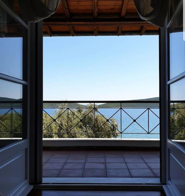 Villa Liana Sourpi Exteriér fotografie